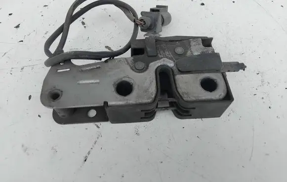 Volkswagen PASSAT B6 Engine bonnet/hood lock/catch 3C1823505D