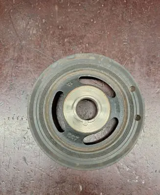 Peugeot 207 CC Crankshaft pulley 9654961080