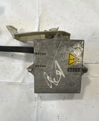 Opel Vectra B Headlight ballast module Xenon 09153600