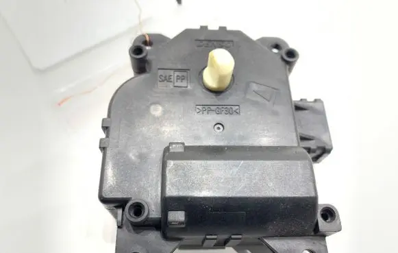 Honda CR-V Air flap motor/actuator 1138003450