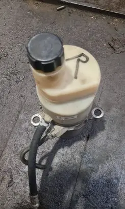 Volvo V50 Power steering pump 5N513K514AD 30741955