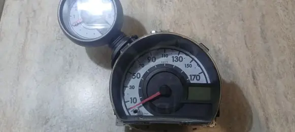 Toyota Aygo AB10 Speedometer (instrument cluster) 838000H012A