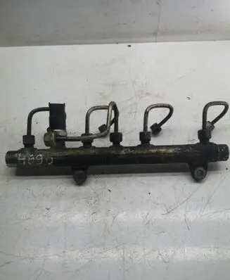 Renault Megane II Fuel main line pipe 0445214015 7700111013