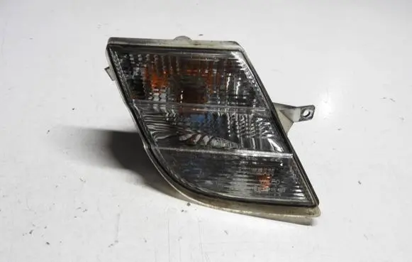Nissan Micra Front indicator light 89036989
