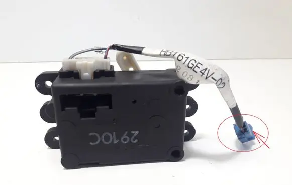 Mazda 323 Air flap motor/actuator HB161GE4V02