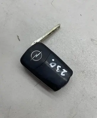 Opel Astra H Ignition key/card 
