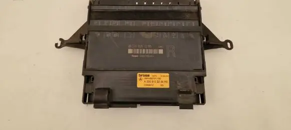 Mercedes-Benz S W220 Seat control module A2209102236 2208201285