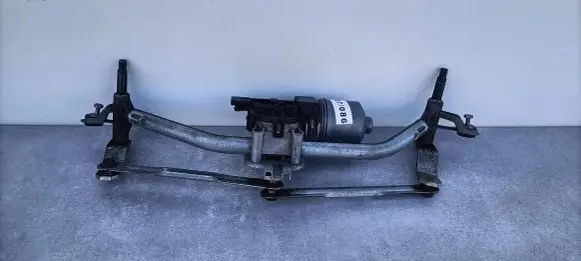 Peugeot 207 Front wiper linkage and motor 9650380780
