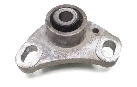 Engine mount bracket
