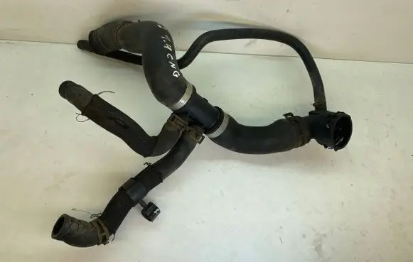 Volkswagen Touran I Engine coolant pipe/hose 1K0121087K