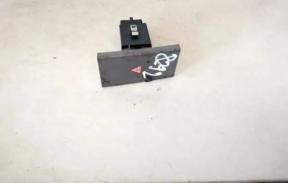 Opel Signum Hazard light switch 3138255