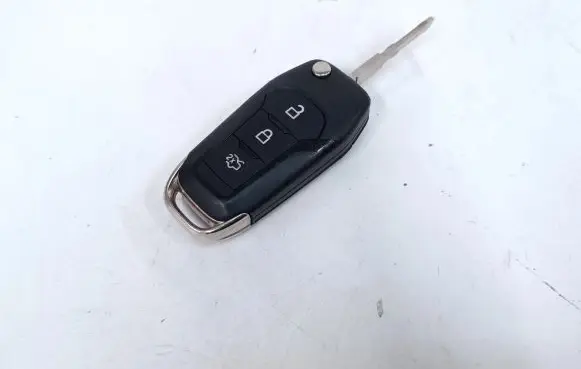 Ford Mondeo MK V Ignition key/card DS7T15K601BE