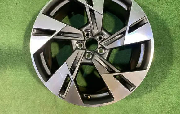 Audi e-tron R20 spare wheel 4KE601025T