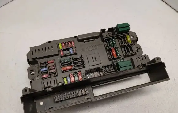 BMW X5 E70 Fuse module 9145115 61149145115