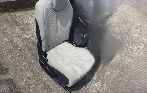 Citroen C4 I Picasso Second row seats 