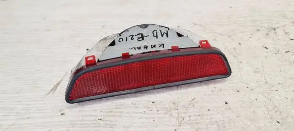 Mercedes-Benz E W210 Third/center stoplight 2108200456