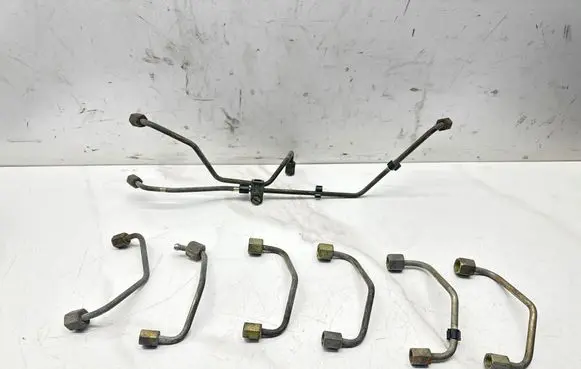 Audi A6 S6 C6 4F Fuel injector supply line/pipe 