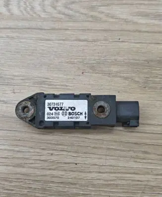 Volvo XC90 Airbag deployment crash/impact sensor 30724677 303570 240107