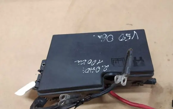 Volvo V50 Fuse module 318789120 3M5T14A142 8688039