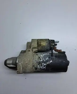 Mercedes-Benz E W211 Starter motor A0061514101