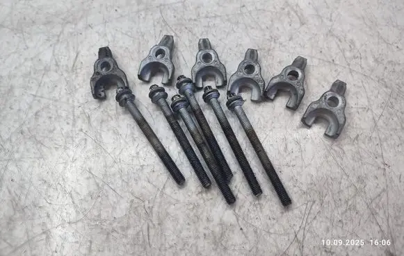 Fuel Injector clamp holder