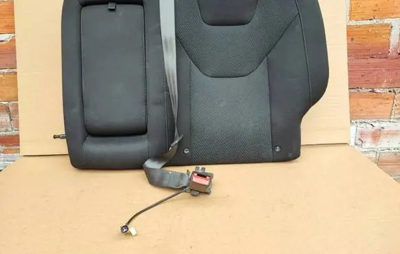 Ford Mondeo MK V Second row seats 