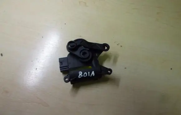 Audi TT TTS Mk2 Air flap motor/actuator 1K0907511B V108