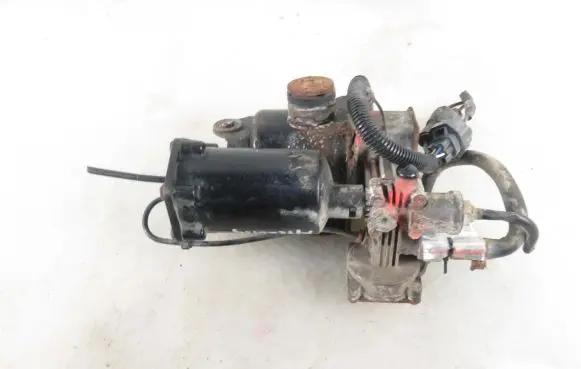 Land Rover Range Rover Sport L320 Air suspension compressor/pump RQQ500020