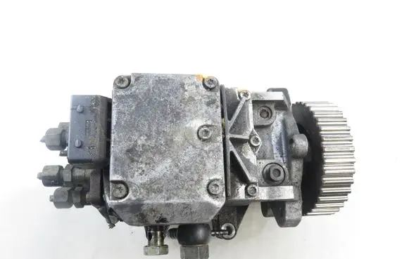 Audi A4 S4 B5 8D Fuel injection high pressure pump 0281010888 059130106DX 0470506002