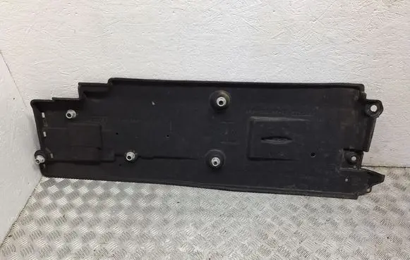 Toyota Avensis T270 Side bottom protection 5811205901 5816605010 5076802011