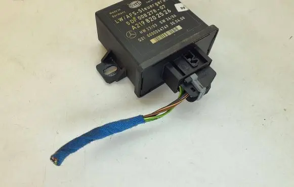 Mercedes-Benz CLS C219 Light module LCM A2198202526 0000064749 5DF00827807
