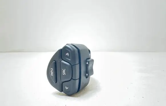 Nissan Almera Tino Steering wheel buttons/switches 25552BN800 C8FN14 1013RA