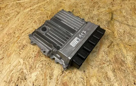 BMW 5 G30 G31 Engine control unit/module 9423432