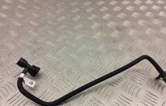 BMW X3 G01 Vacuum line/pipe/hose 8645343