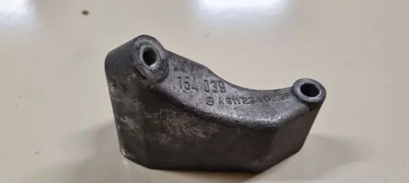 Mercedes-Benz E W211 A/C compressor mount bracket A6112340239 154039