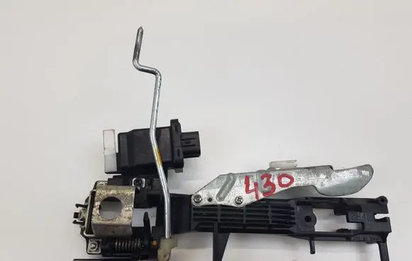 Lexus GS 300 350 430 450H Front door exterior handle/bracket 