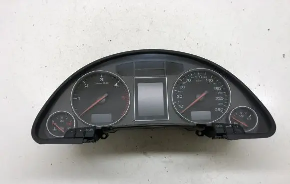 Audi A4 S4 B6 8E 8H Speedometer (instrument cluster) 8E0920930T 0263626151