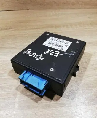BMW 5 E39 Voice control module 6903886