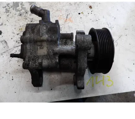 BMW 7 F01 F02 F03 F04 Power steering pump 679649302