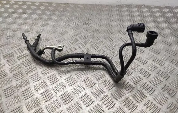 KIA Sorento Fuel line pipe