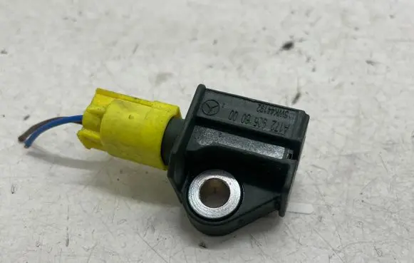 Mercedes-Benz E W212 Airbag deployment crash/impact sensor A1729056000