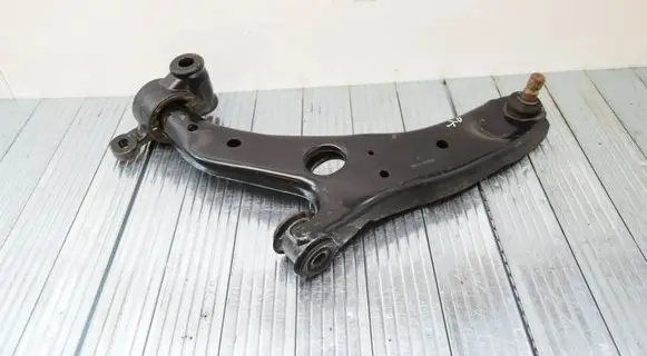 Mazda CX-5 II Front lower control arm/wishbone 