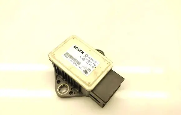 Mercedes-Benz Sprinter W906 ESP acceleration yaw rate sensor A0065424218 0265005774