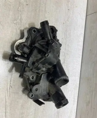 Skoda Rapid (NH) Water pump 04e121042c