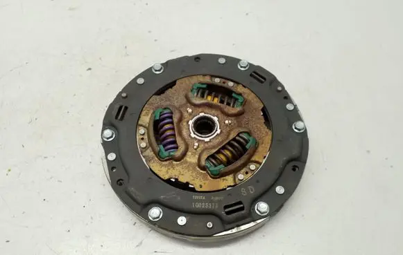 Toyota Prius (XW50) Clutch set kit 1G023379