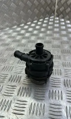 Volkswagen PASSAT B8 Electric auxiliary coolant/water pump 04L965567