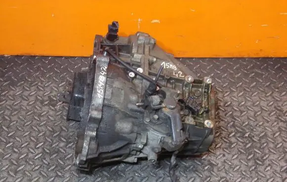 KIA Carens IV Manual 6 speed gearbox M5CF31 BIEGOW