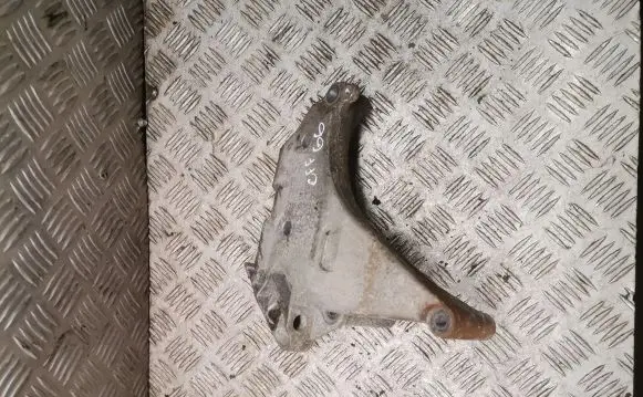 Volkswagen Golf VI Engine mounting bracket 03l199207