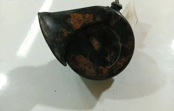 Skoda Fabia Mk2 (5J) Horn signal 000209