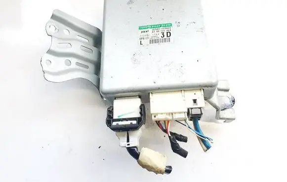 Toyota Auris 150 Power steering control unit/module 8965002390